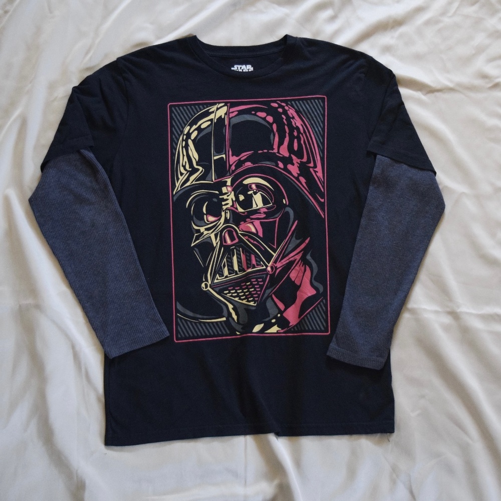 Star Wars LTD Darth Vader Double Layer Graphic T-Shirt w/ Thermal Sleeves Size M